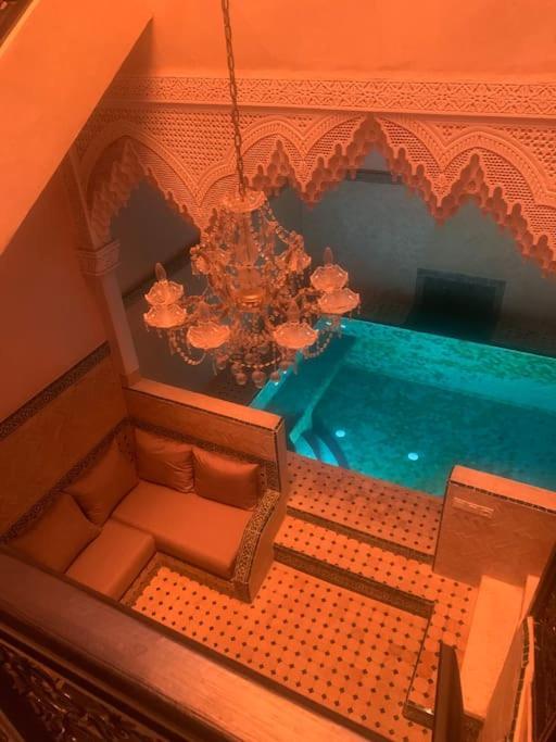 Super Riad Avec Piscine Interieure Marrakesch Exterior foto